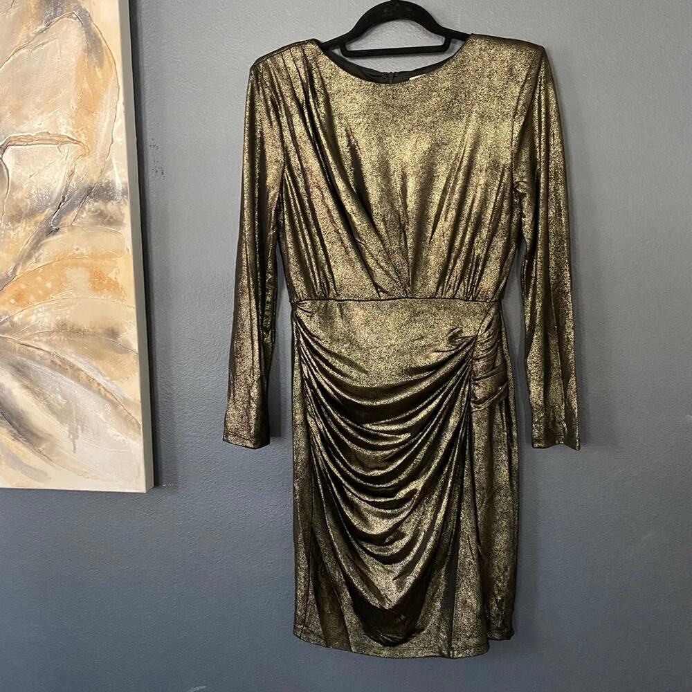 ASTR the label gold metallic medium long sleeve dress cocktail vegas